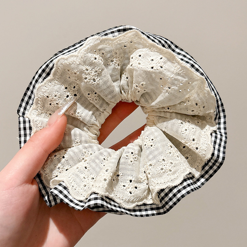 Nuevo scrunchie de encaje multicapa 2026 para mujer, lazo para el pelo de alta gama, accesorio suave para el cabello estilo coreano.