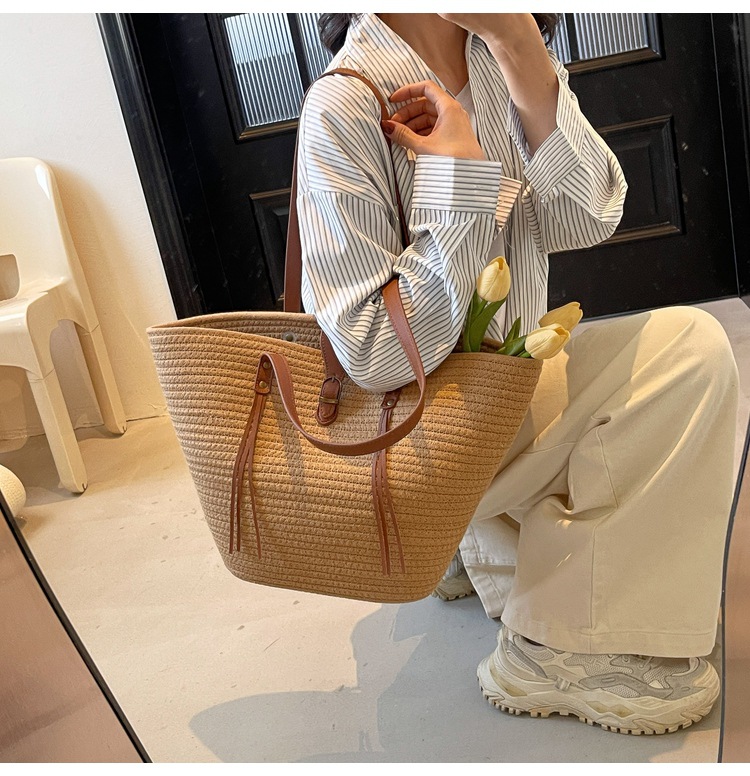 1125g Weight Weave Fashion Element Lock clasp Closure Type Double Shoulder Straps Strap Type Straw Bag Bags Type Casual Occasion cotton rope Material Solid Color Pattern Spring&Summer Season Women's Gender Beach Style Bucket Shape Large Size Women's Large Cotton Rope Solid Color Beach Weave Bucket Lock Clasp Straw Bag 4
