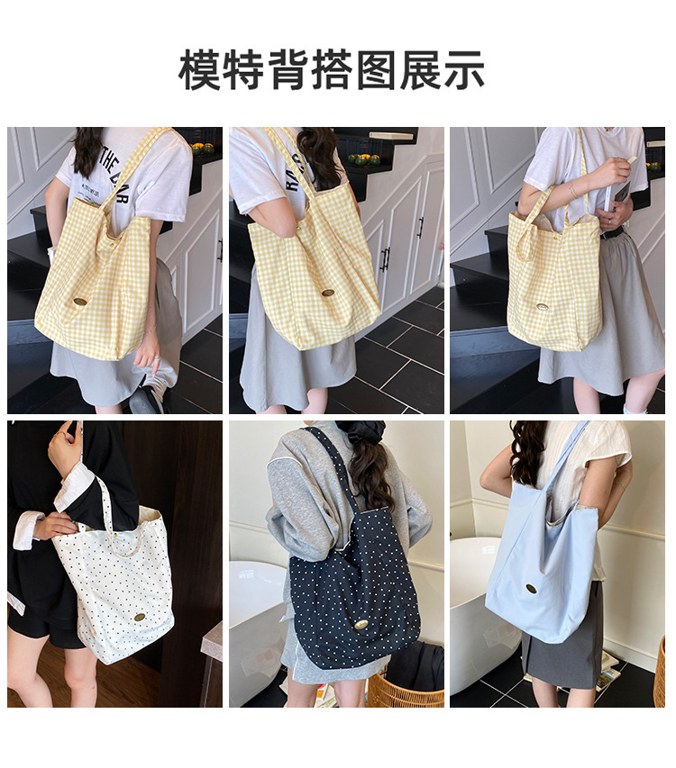 ins Korean-style laid-back single-shoulder bag, casual large-capacity black and white checkered tote bag, student commuting backpack for classes details Picture
