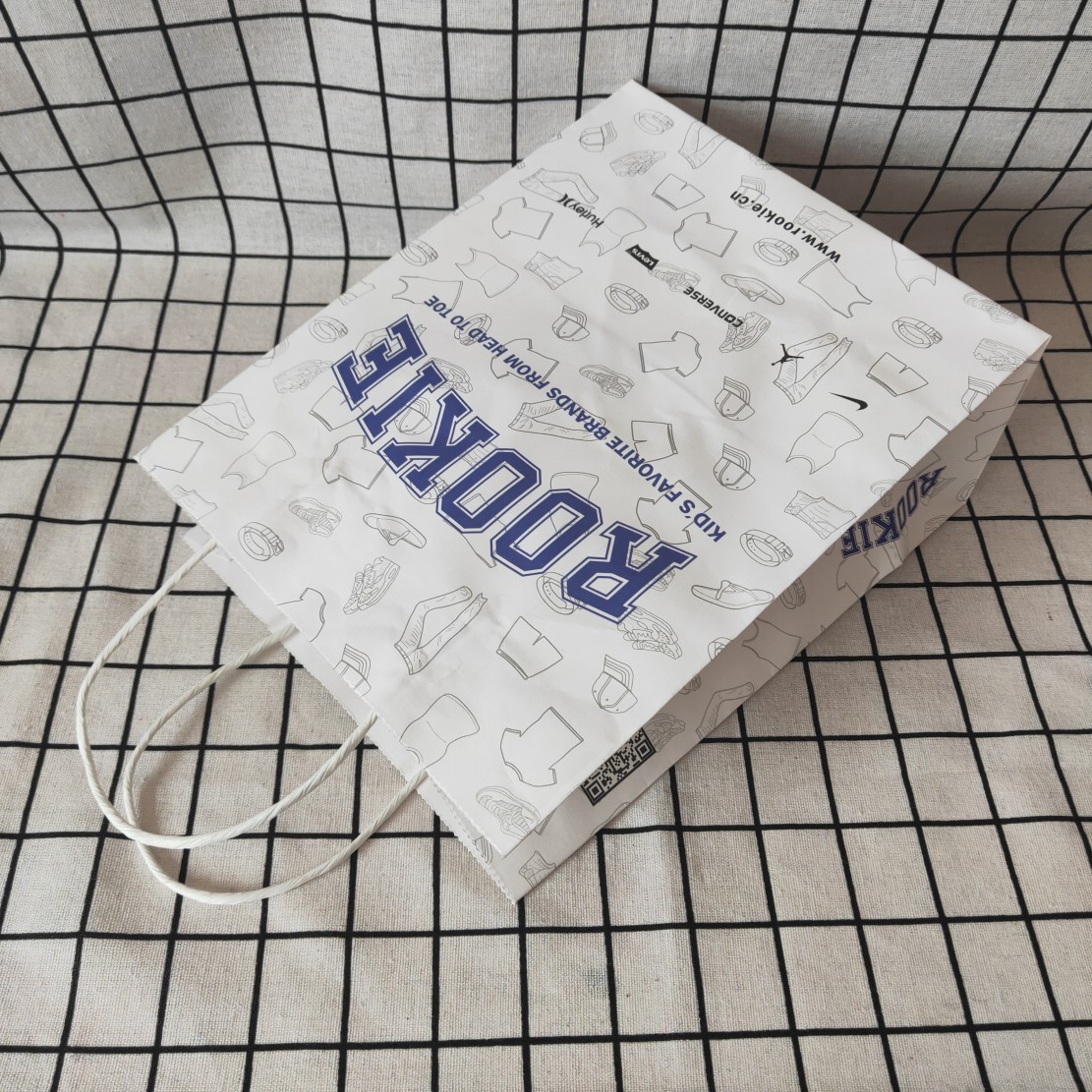 现货 ROOKIE 白牛皮环保纸袋手提袋 运动品牌潮牌礼品购物袋鞋服