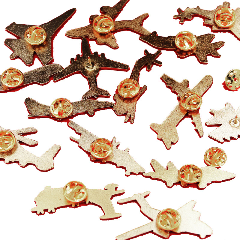 Tendencia de la personalidad combatiente de metal insignia Bombardero Avión insignia helicóptero broche PIN