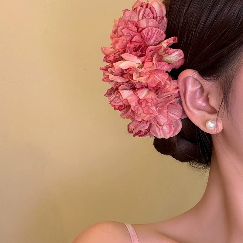 19# bean paste powder hydrangea multi-layer silk flower retro hairpin