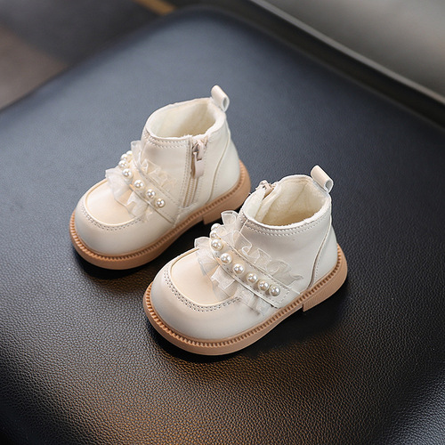 Baby girl short boots for infants and young children, soft soled learning to walk shoes, winter lined cotton shoes, little princess mini leather shoes, Martin boots