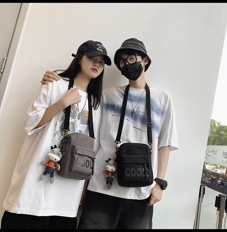 Bag Men's Messenger Bag Fashion Brand 2021 New Ins Japanese Style Workwear Small Backpack Female Student Personality Shoulder Bag display picture 4