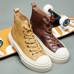 Classic men's leather board shoes with thick soles and high tops, fashionable, versatile, autumn sports and leisure, retro short boots for men.
