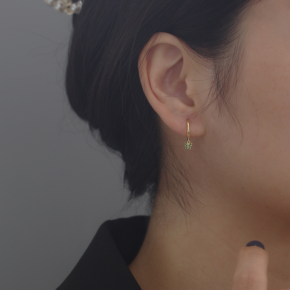 4g Weight 0.03µm Gold Plating Thickness Electroplating Gold Plating Process 925 Sterling Silver Ear Needle Material 18K Real Gold Plated, Platinum Plated Plating Material Rhinestones Inlay Material Earrings Classification 1 Pair Quantity Daily Occasion Silver Material Butterfly Pattern Women'S Gender Fashion Style Inlay Craft Silver Rhinestones Butterfly Earrings 6