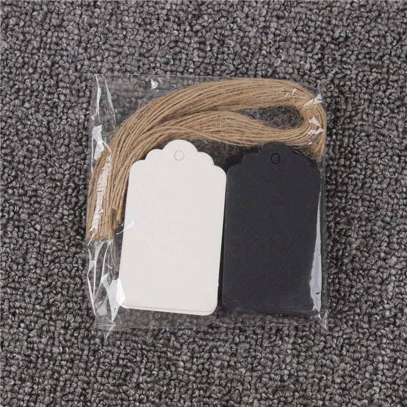 흰색 카드 + 검정색 카드(1:1), 4*7cm 종이 카드 50장 + 대마줄 50개