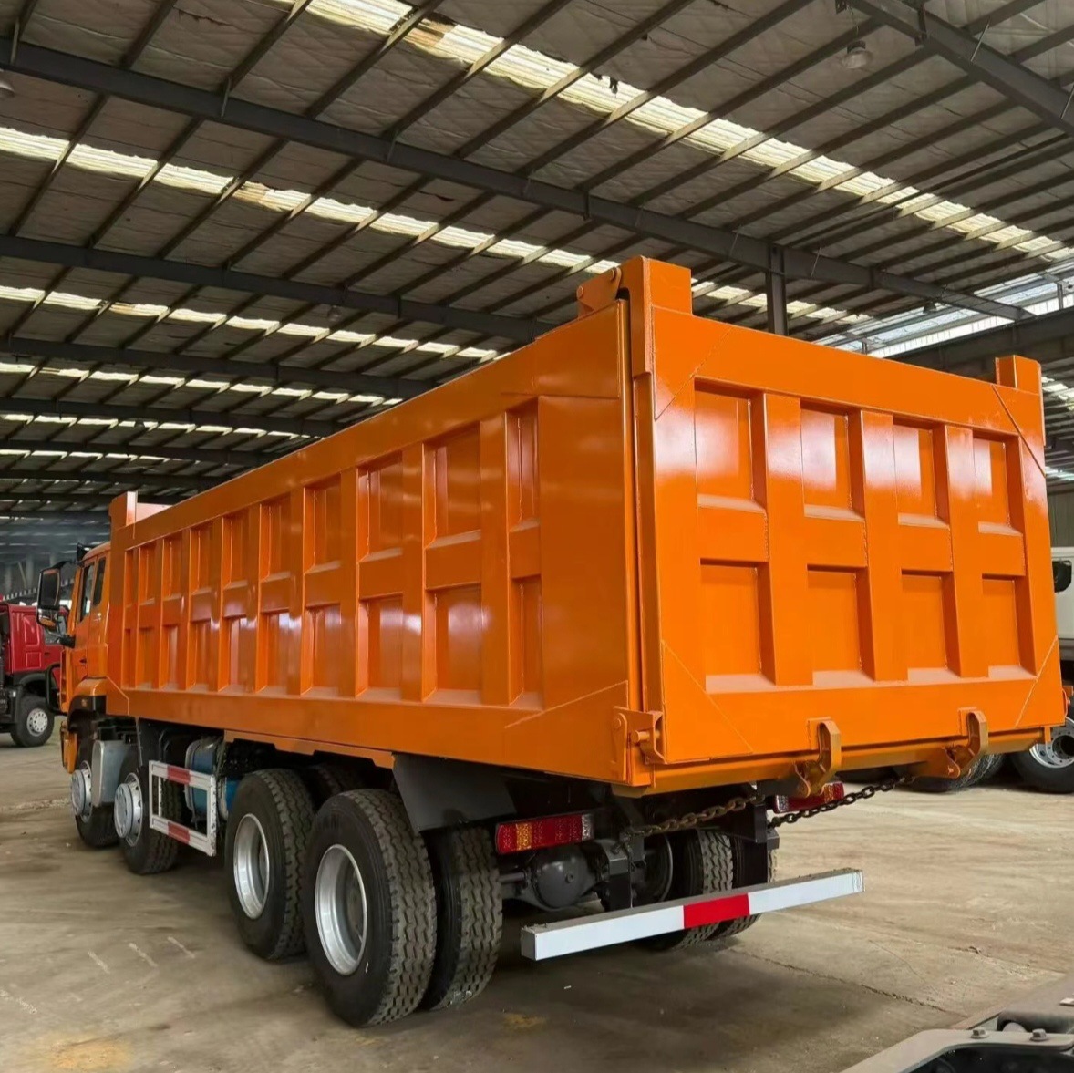 Cross-Border African Premium Howo Dump Truck, Howo Tipper Truck, Dual-Drive Dump Truck, Rear Eight-Wheel 371-Horsepower Truck