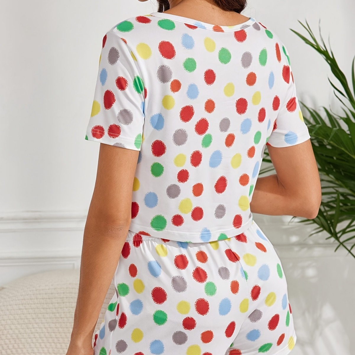 Nuevo pijama de lunares de manga corta de color transfronterizo Traje de servicio a domicilio informal de verano Pantalones cortos de mujer Moda de Amazon