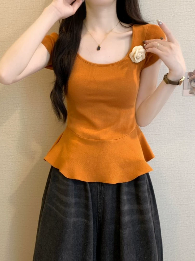 Дофамин цветок с квадратным вырезом трикотажная футболка с короткими рукавами женская летняя дизайнерская тонкая талия с листьями лотоса короткий топ