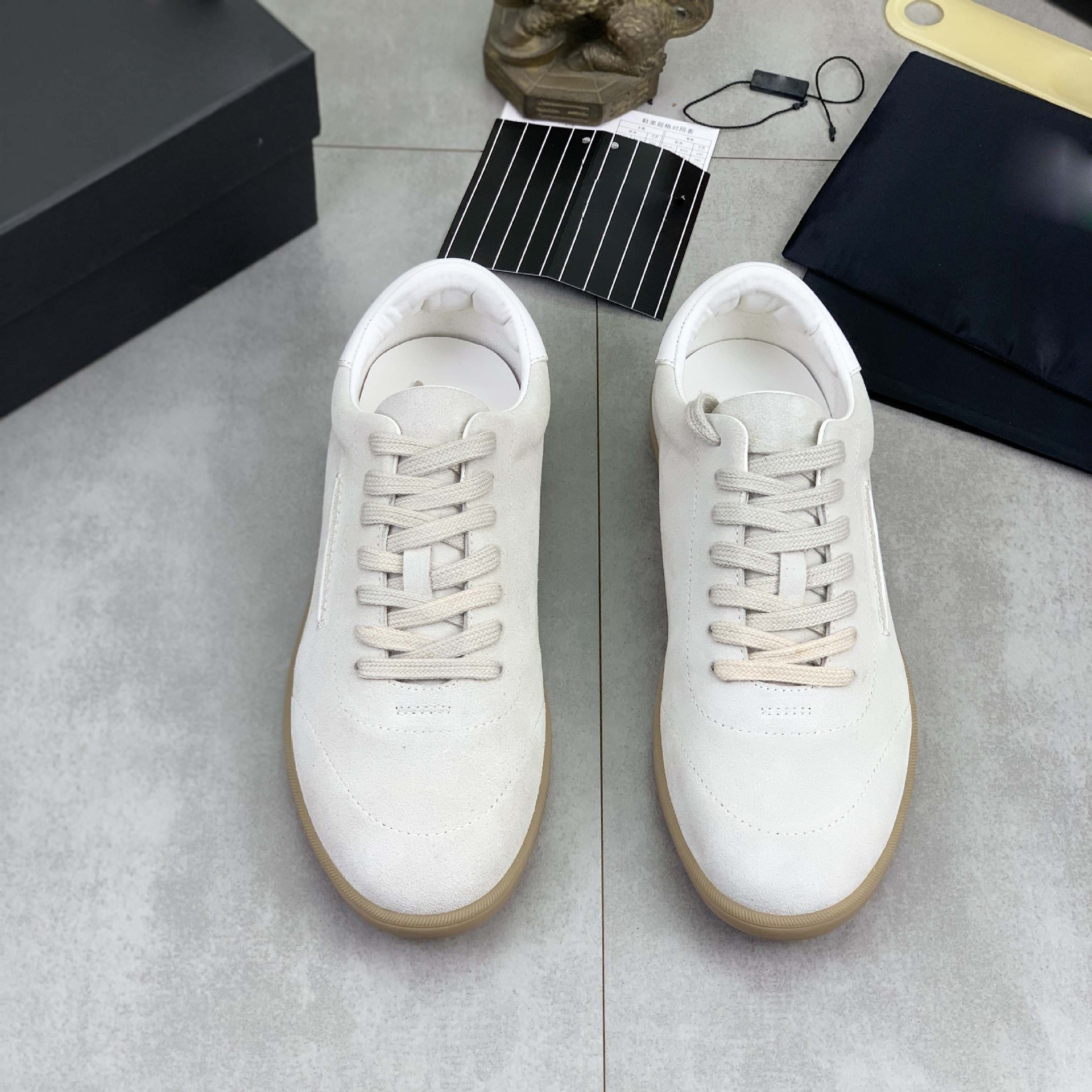 Kişi idman ayaqqabısı, süet bağlı casual sneaker