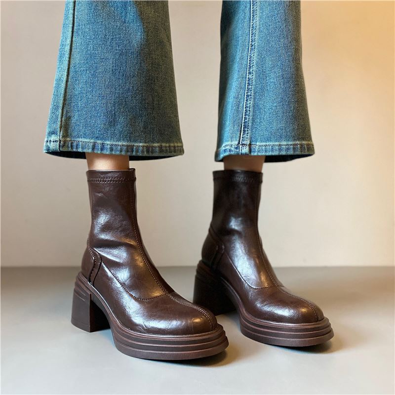 High-Heeled Thick-Soled Short Boots for Women, Height-Increasing Round-Toe Martin Boots, Back Zipper Soft Leather Boots, New Style