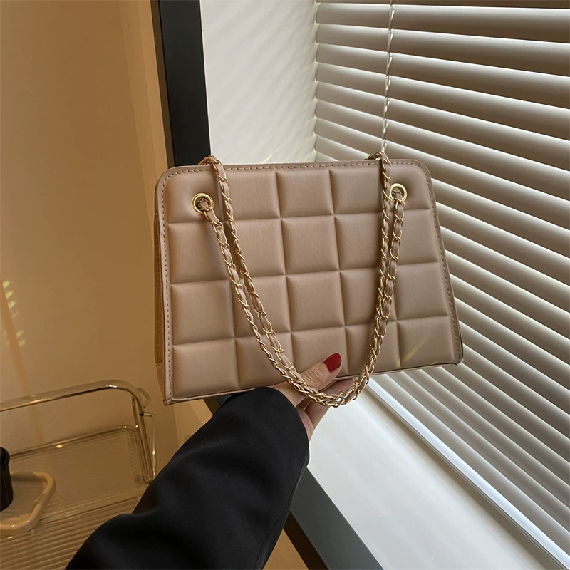 One-Shoulder Quilted Bag, Chain Strap, Diamond Pattern — Retro Trend, Multi‑color (2023)