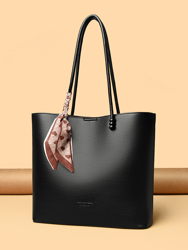 2025 nuevo bolso de mujer bolso de brazo coreano bolso especial bolso de color sólido bolso simple bolso de hombro bolso de viaje universal