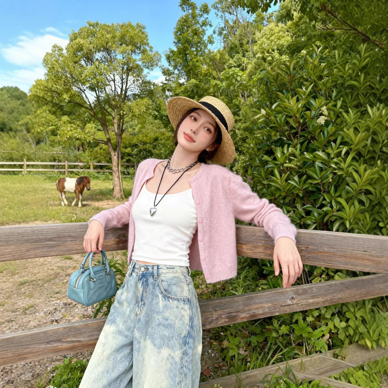 5% Cashmere 95% Merino Wool Round Neck Knitted Cardigan for Women, Spring and Summer Air Conditioning Cover-Up, Loose Long-Sleeve Sweater Top 5% Cashmere 95% Merino Wool Round Neck Knitted Cardigan for Women, Spring and Summer Air Conditioning Cover-Up, Loose Long-Sleeve Sweater Top