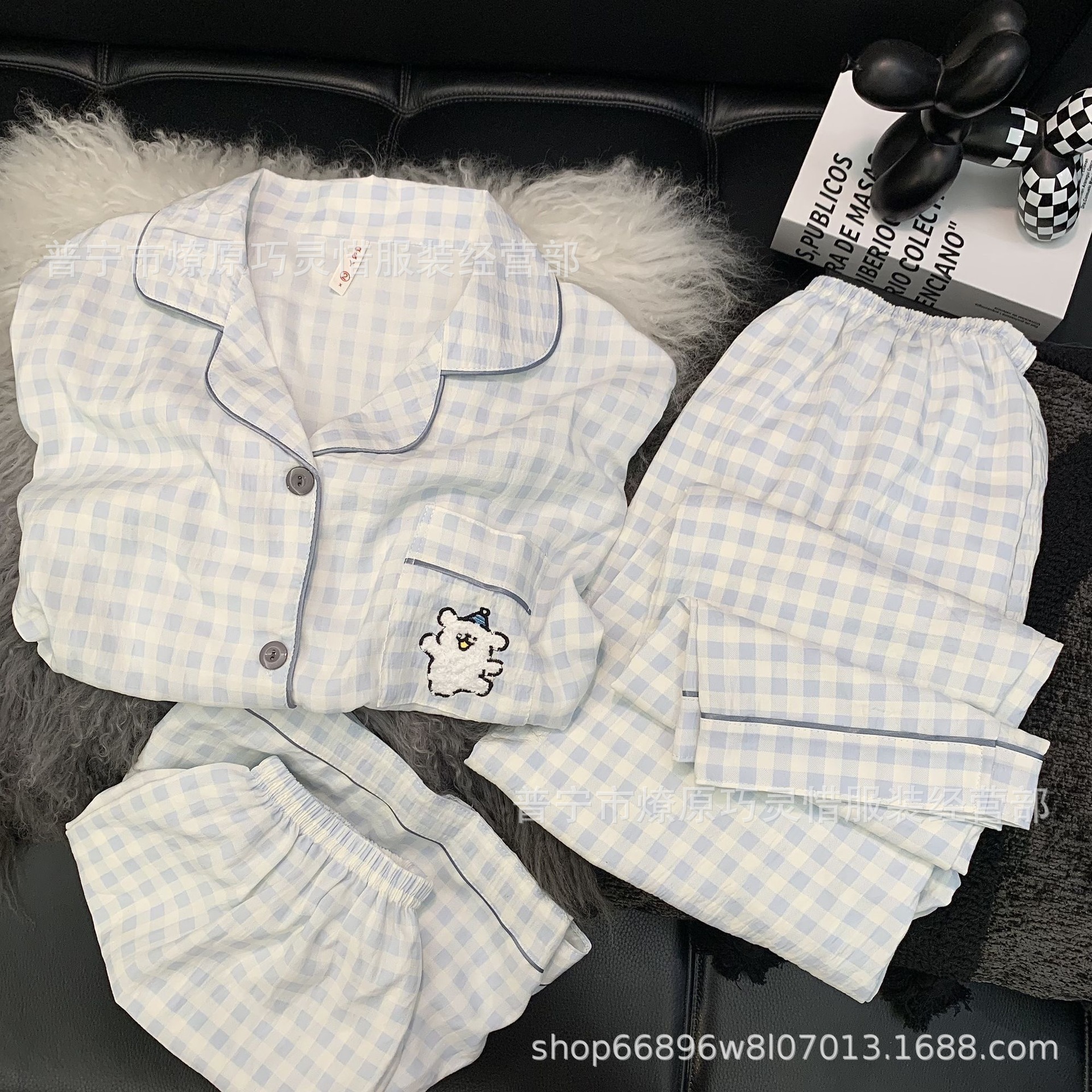 Hermosos pijamas de tela de rabu mujeres primavera y otoño verano nubes de algodón dulce mangas cortas pantalones cortos de tres piezas ropa para el hogar
