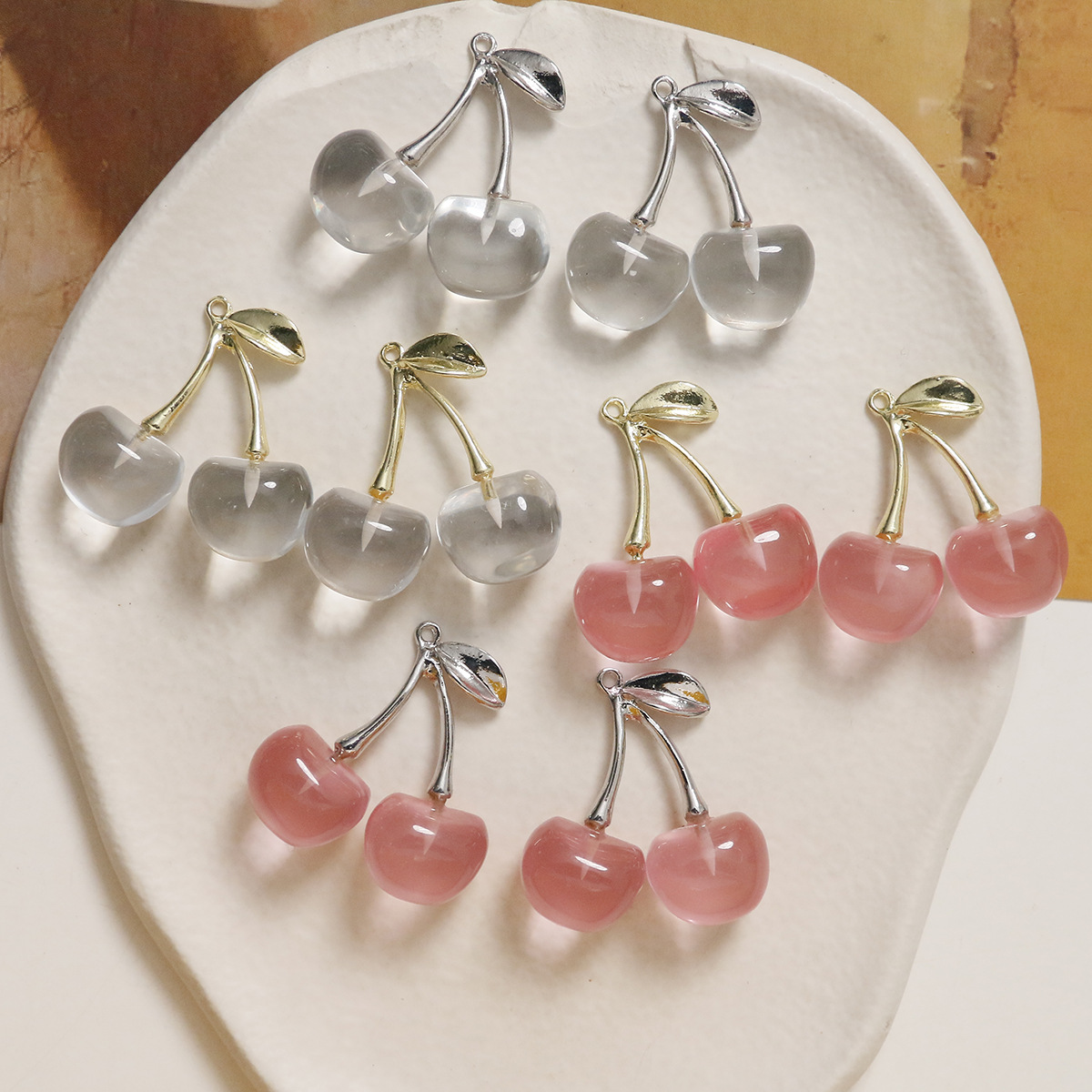 5g Weight 1 Piece Resin Cherry Pendant