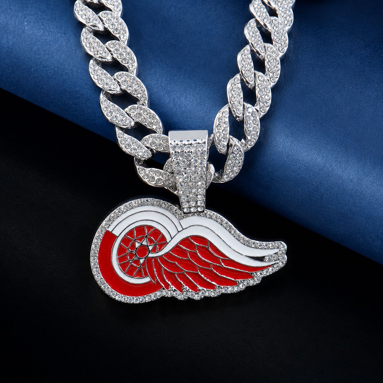 Joyería transfronteriza Deportes Detroit Red Wings Colgante Hip Hop Hombre Custom