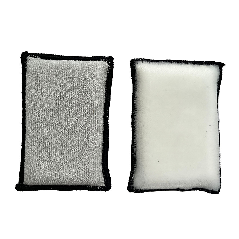 짙은 회색 극세사 + 흰색 브러시 천(검은색 가장자리)