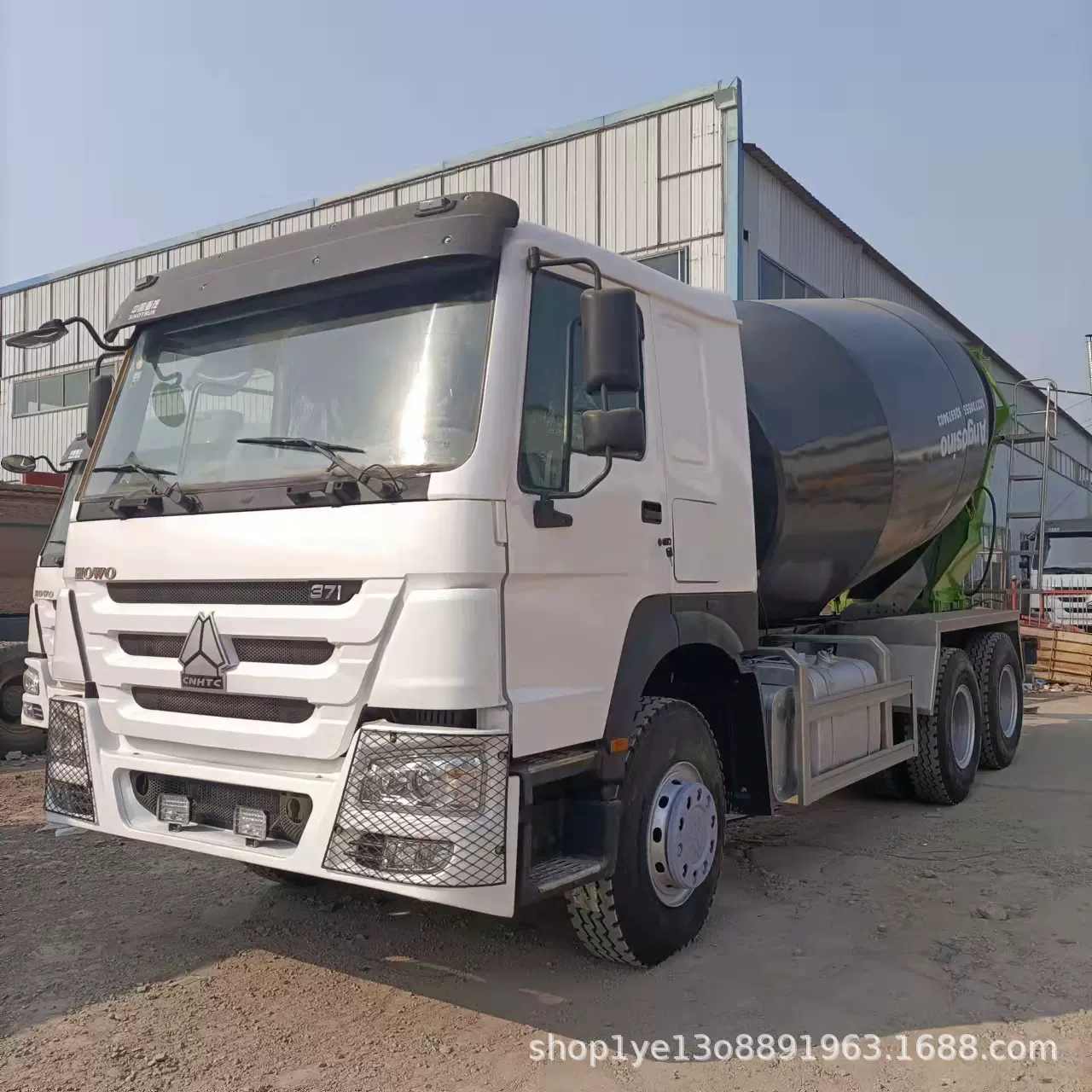 二手豪沃搅拌车 大12方混凝土搅拌车工厂出口水泥搅拌运输车