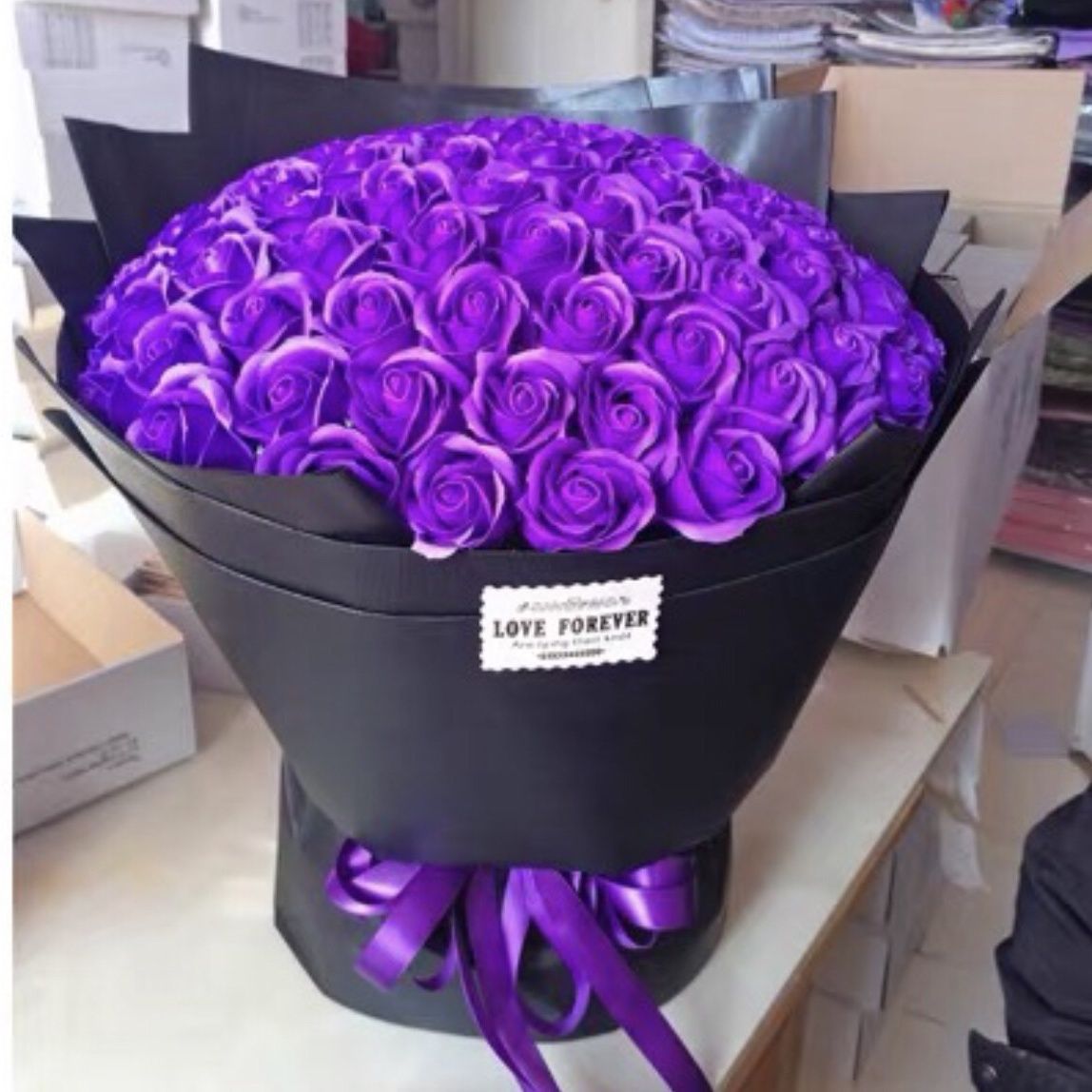 [사랑해요] 장미 52송이 + 조명을 보내주세요