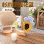 教师编织迷你复活节花篮