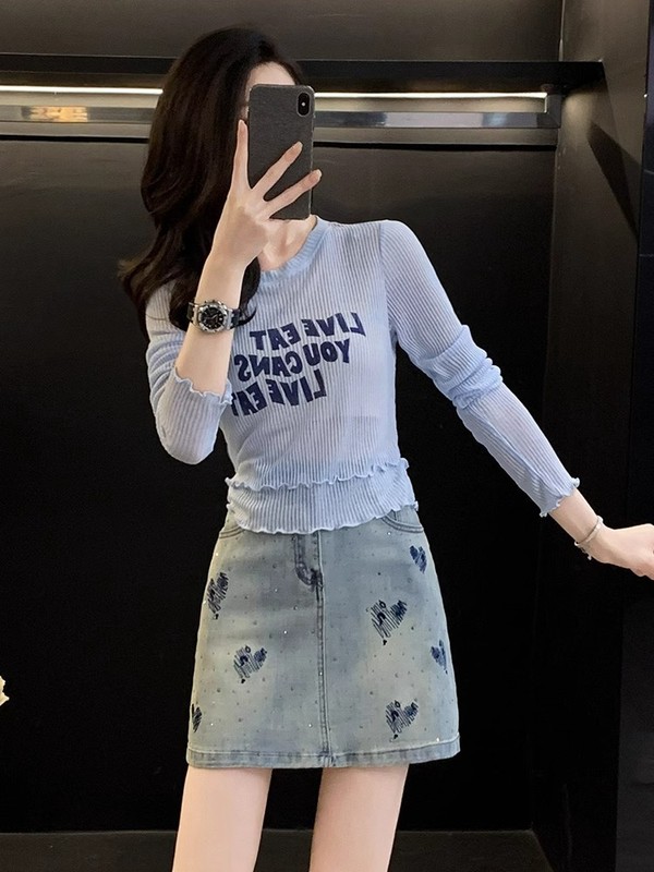フレンチスタイルの偽ツーピースブルーアイスシルクショート長袖トップ女性のための夏のホットガールアウターウェア薄いニット日焼け止めブラウス|undefined