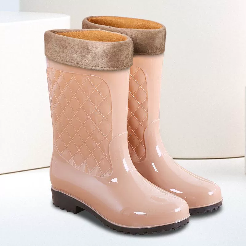 Резиновые сапоги Женские резиновые сапоги средней длины, четырехсезонные Рабочие резиновые сапоги из хлопка, теплые кухонные износостойкие водонепроницаемые сапоги на толстой подошве, нескользящая Водная обувь женская