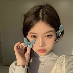 レトロな高級感のある蝶の同じタイプのヘアピンはシンプルです。