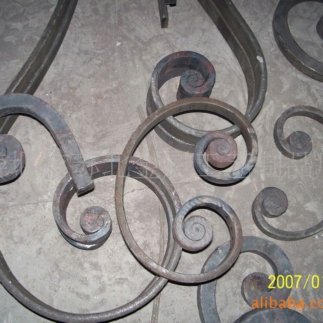 欧式铁艺锻打卷花配件  铁艺锻打工艺花件  金属锻造花型围栏配件