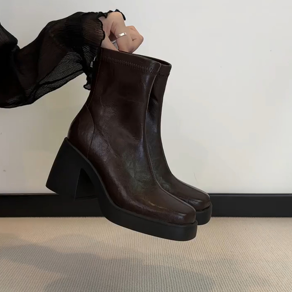 Soft Leather Version ~ Height-Increasing Fleece-Lined Short For Petite Women, High Heels, Chunky Heel Martin Boots,_voghion.com