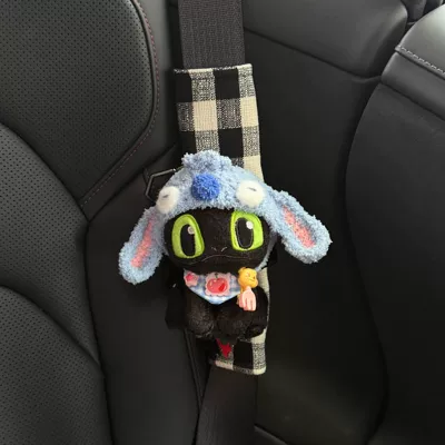 Sürətlər qutusu və əl tormozu başlıqları Doll Car Seat Belt - shoulder-pads-27-black-and-white-check-genuine-squatting-night-fury-blue-long-ear-hat-blue-butter-bib