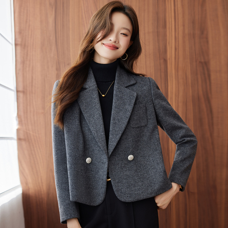 灰色羊毛呢西装外套女春秋2025新款高级感气质小个子短款女士西服|undefined