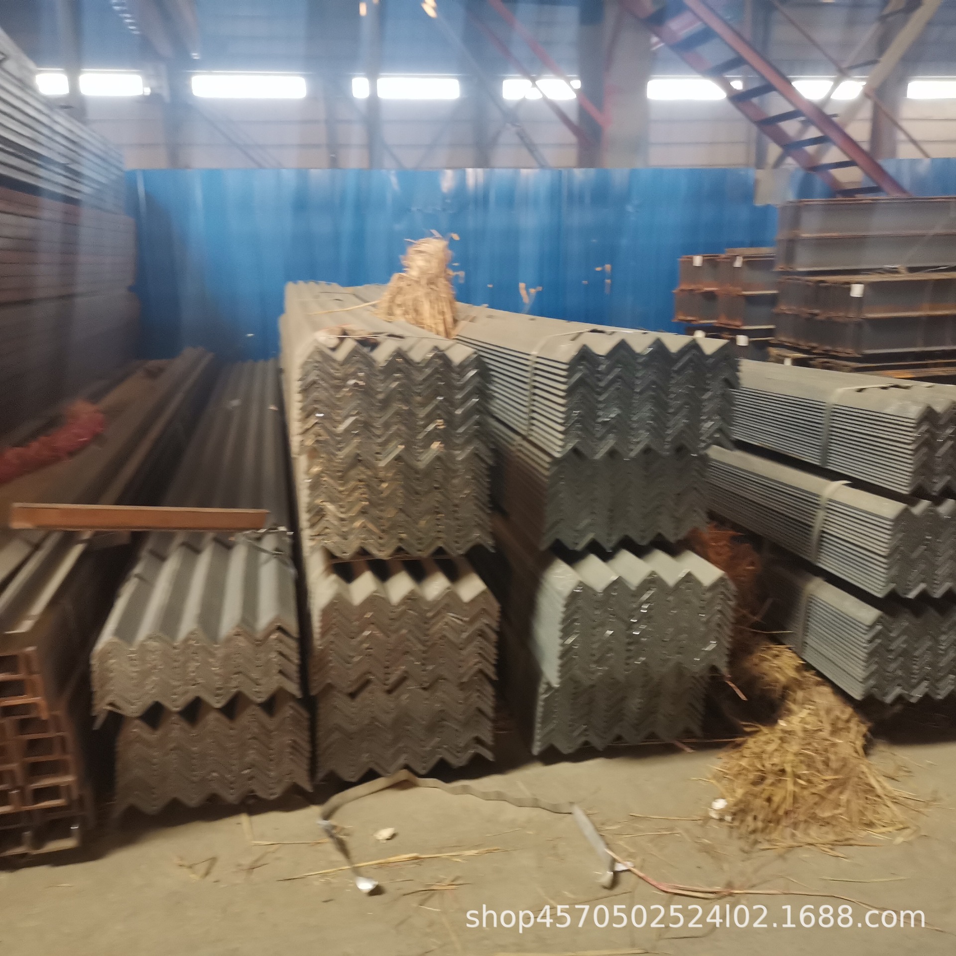 重庆30*3 40*4 50*5热轧等边角钢现货达州大竹Q235热镀锌角钢厂家