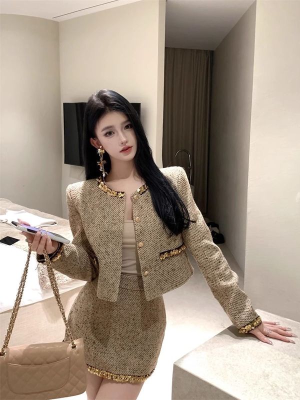 法式小香风套装粗花呢亮片长袖短外套女秋冬穿搭包臀半身裙两件套|undefined