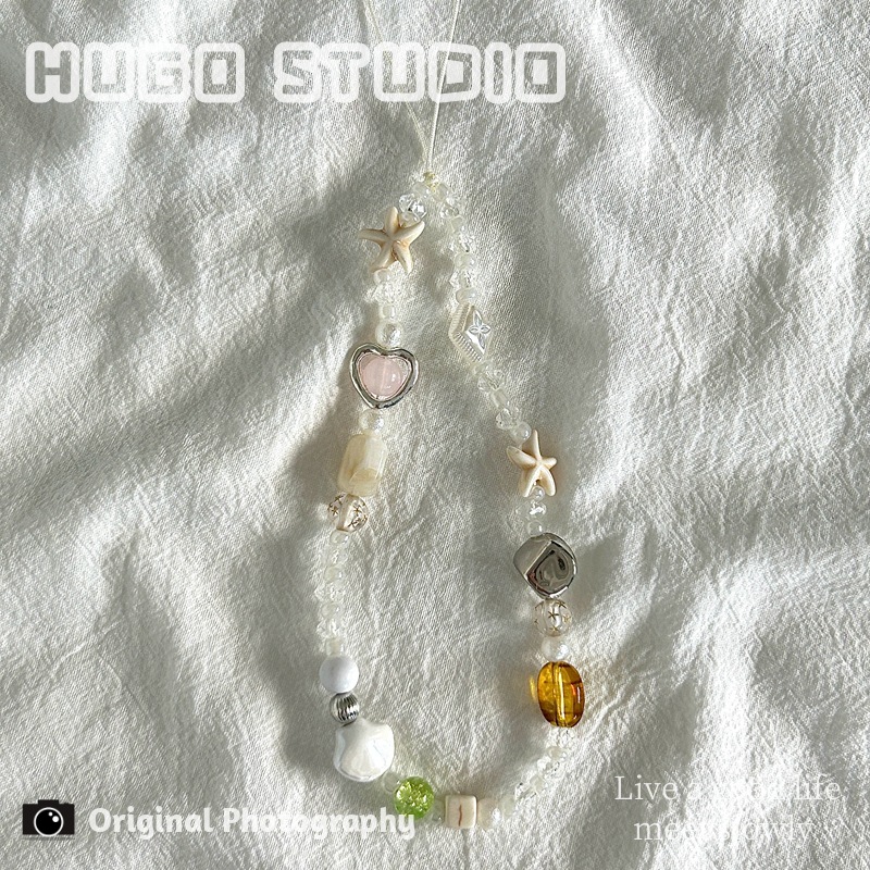 This is the same original "Island Sweetheart" phone charm, camera beaded pendant, and keychain popular on Xiaohongshu.