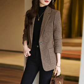 职业女裤套装;女式衬衫;小西装