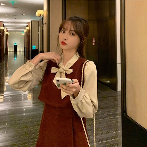 French retro charm slimming maxi dress goddess style baby neckline belt first love ginseng dress fashionable Hepburn style