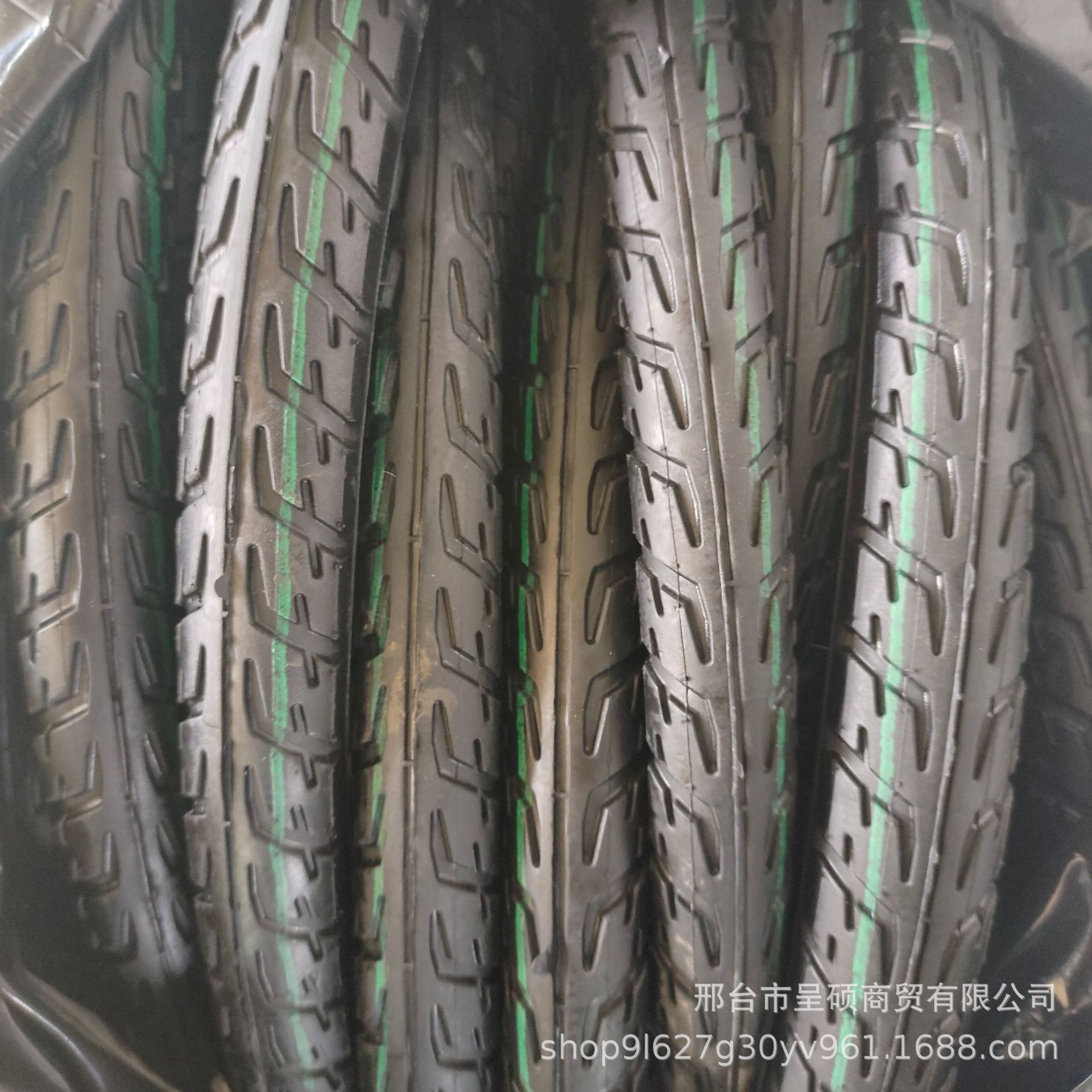 Бутик-шина 24*1,75 Dongyue (Широкое сечение)