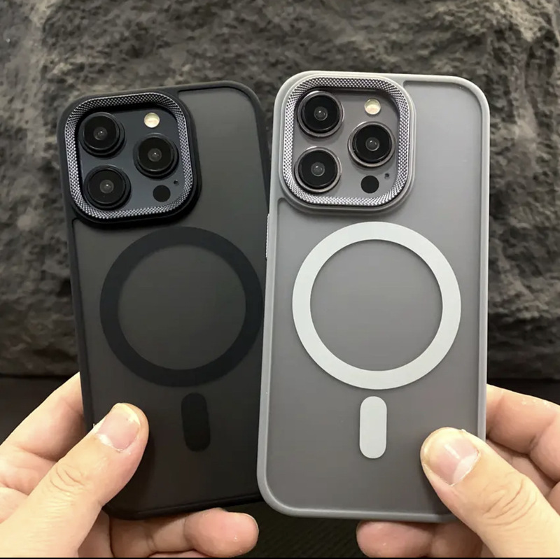 Suitable for Apple 17Promax Mobile Phone Case Magsafe Magnetic Charging Frosted Iphone14 Airbag Anti-Fall 13