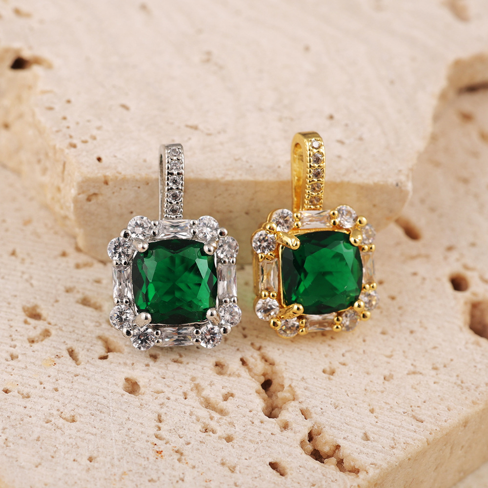 Hot-Selling Copper Micro-Inlaid Zircon Pendant DIY Handmade Personalized High-End Jewelry Wholesale Direct Sales