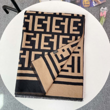 围巾女冬季高级感2025新款韩版百搭字母仿羊绒加厚保暖围脖披肩两