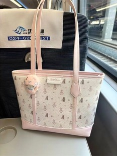 Capacious cute one-shoulder bag