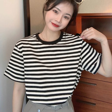 时髦条纹设计感韩版纯棉短袖上衣夏季新款圆领短款T恤小个子女生