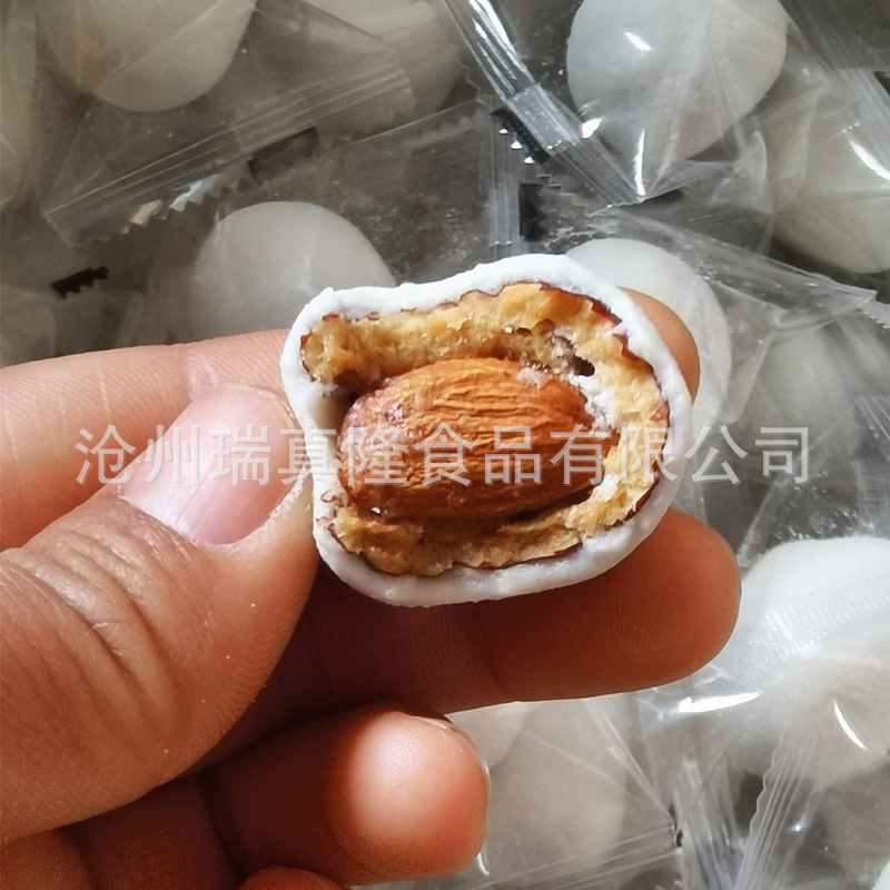 和福珅《老客专享》奶枣巴旦木杏仁夹心红枣奶酪枣厂家散装整箱