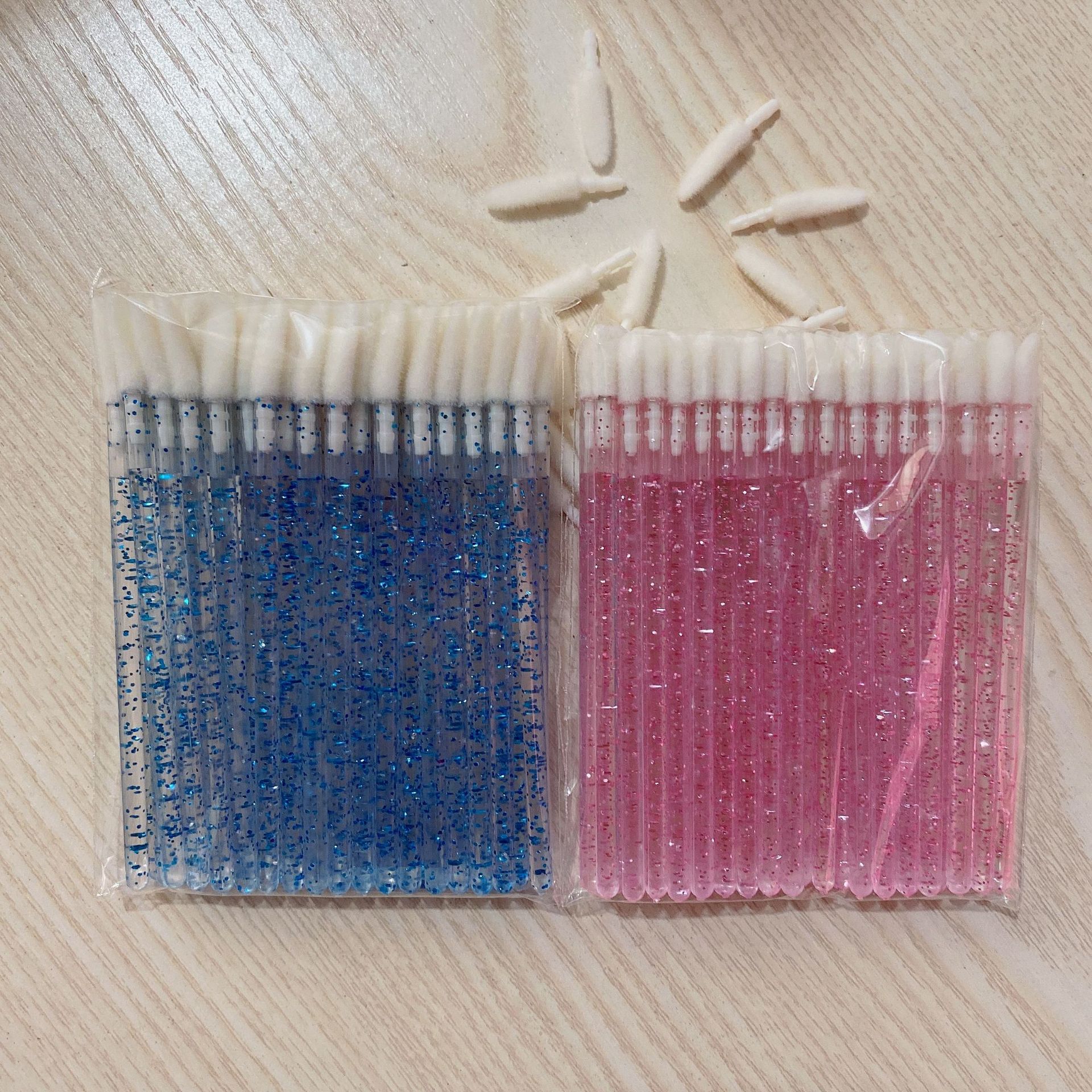 厂家现货一次性唇刷升级款斜角植绒头便携式口红刷唇彩刷美妆工具