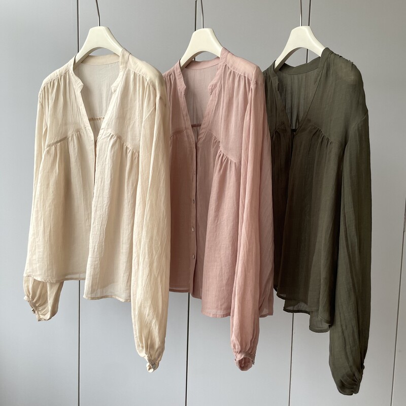 Dry powder, fragrant apricot handmade fine pleats! 42 Ramie Tencel Small V-neck Lightweight Comfortable Loose Shirt for Women
