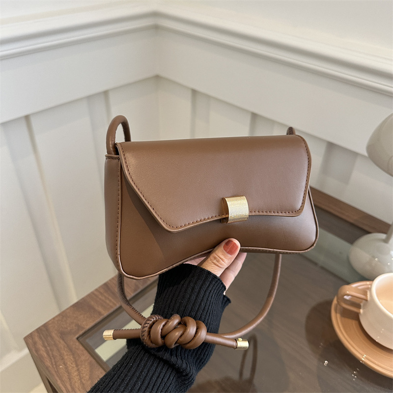 Moda simple de hombro oblíquo popular verano 2024 nueva tendencia de diseño de correa de hombro ajustable bolsa de viaje