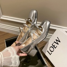 �r�з�ʽ�yɫ�����Y���控������Ь�ָ��߸���ɫСƤЬ2024��ЬŮ