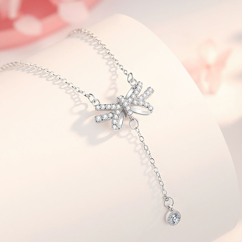 S925 plata con diamantes, lazo de niña, collar con borlas, temperamento fresco pequeño, diseño de moda salvaje, cadena de clavícula